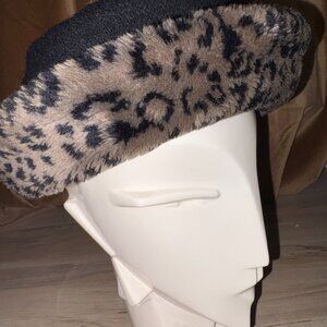 Vintage L'Hiver En Folie Leopard Bucket Hat